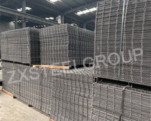 ZongXiang export 5000 pieces welded wire mesh panel to Malaysia